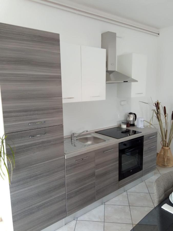 Studio Apartman Kika Otočac Exterior foto